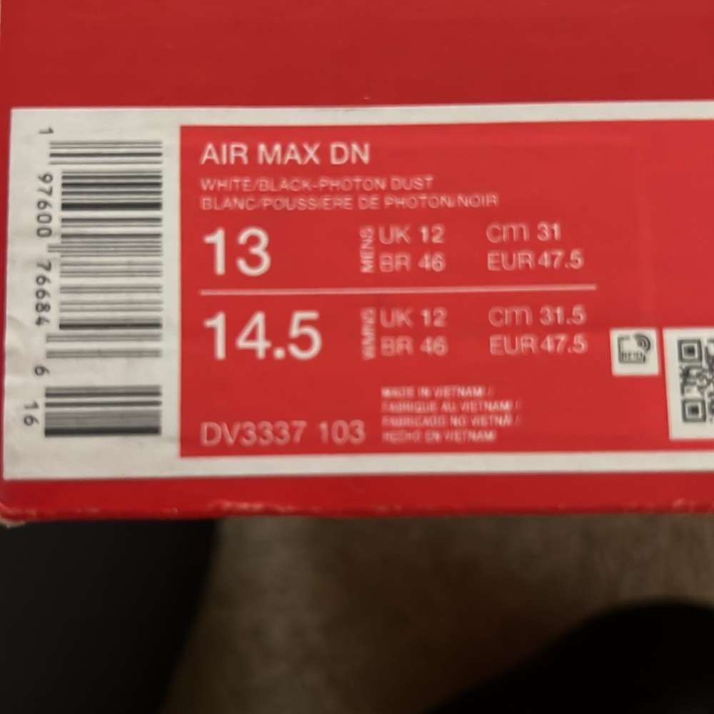 New Nike Air Max DN - Picture 6 of 6